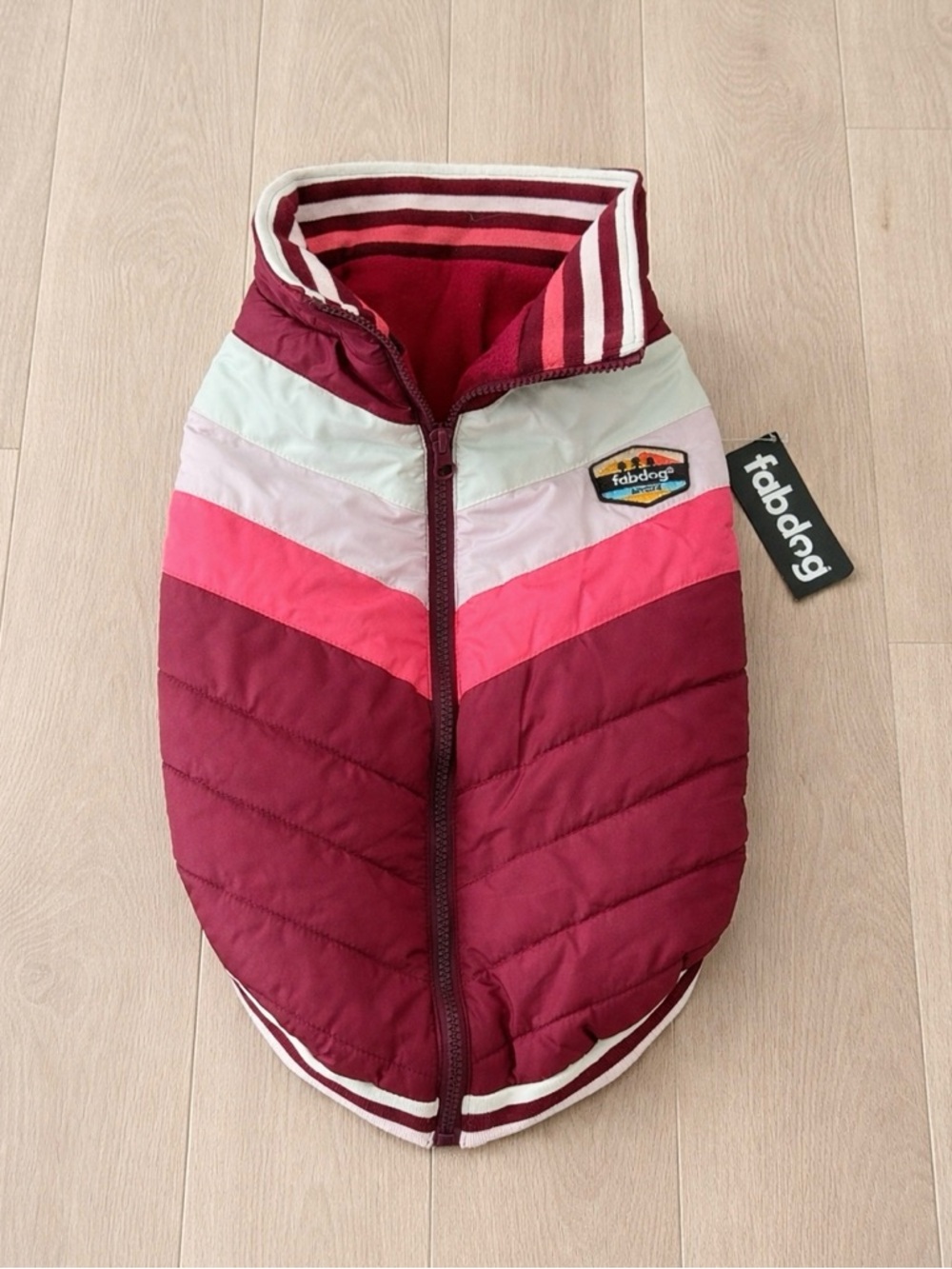 NWT Fabdog Chevron Puffer Vest Jacket Burgundy Dog Coat Sz M 16" Retail $64.99